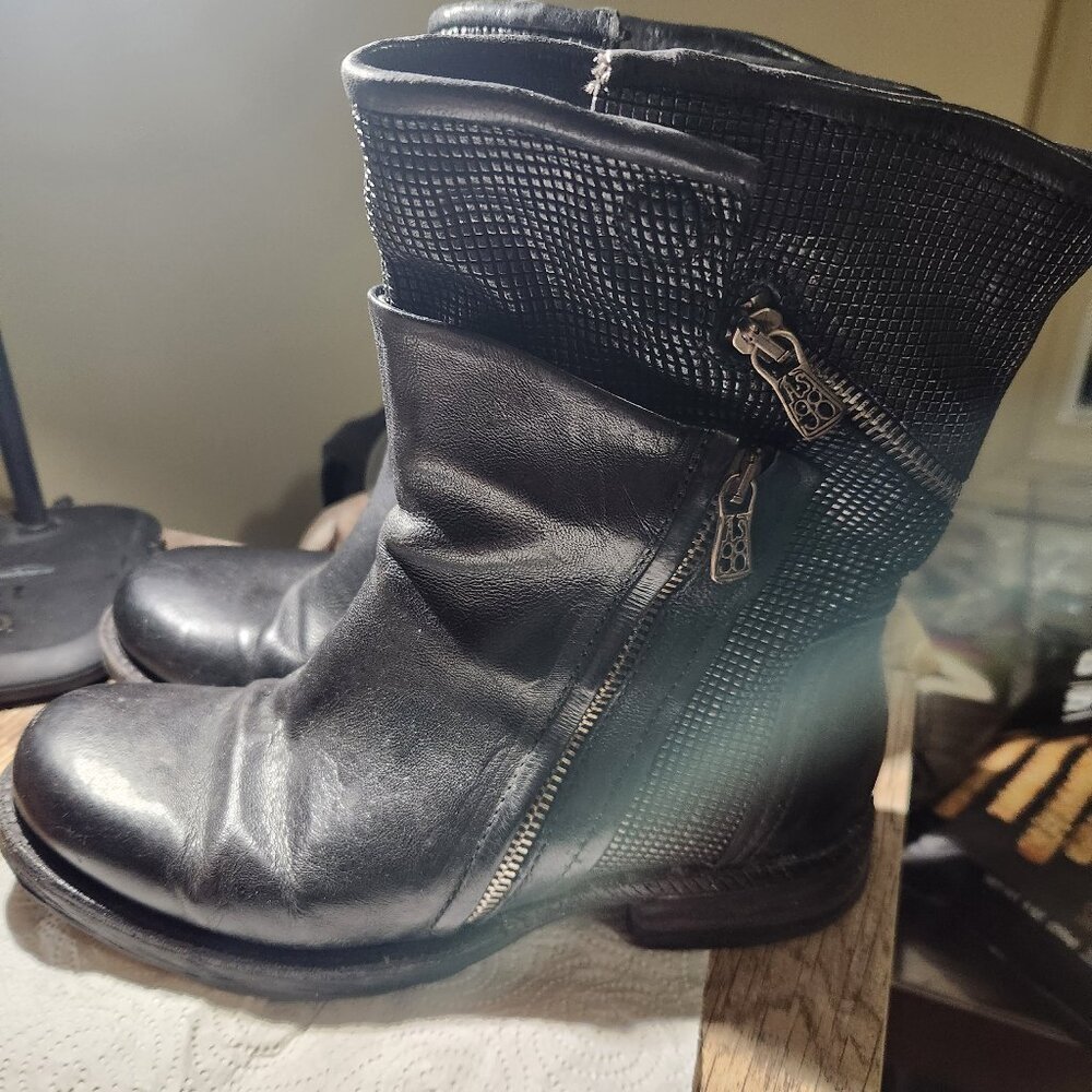 A.S. 98 Black boots Size 38